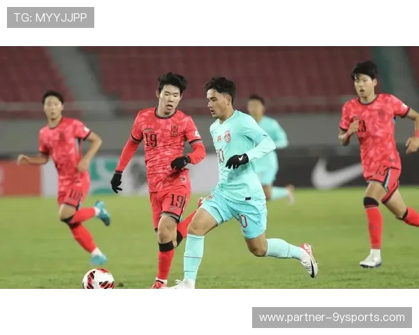 中国足球队备战世界杯预选赛 目标全取三分冲击亚洲区前二