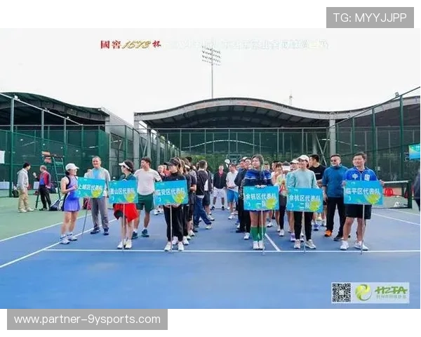 全新赛季网球赛事揭幕 多位明星选手亮相竞争激烈