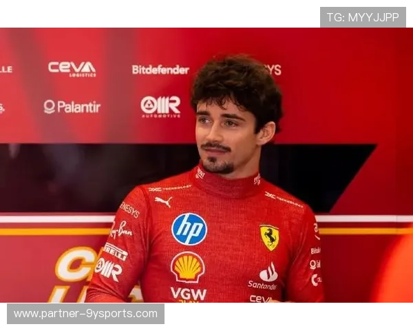 F1赛季最新动态速递赛车手排名与赛程全解析 F1赛季最新动态速递赛车手排名与赛程全解析