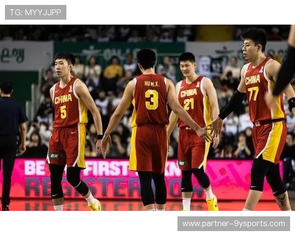 中国男篮冲击世界杯八强，多位新星表现抢眼引关注