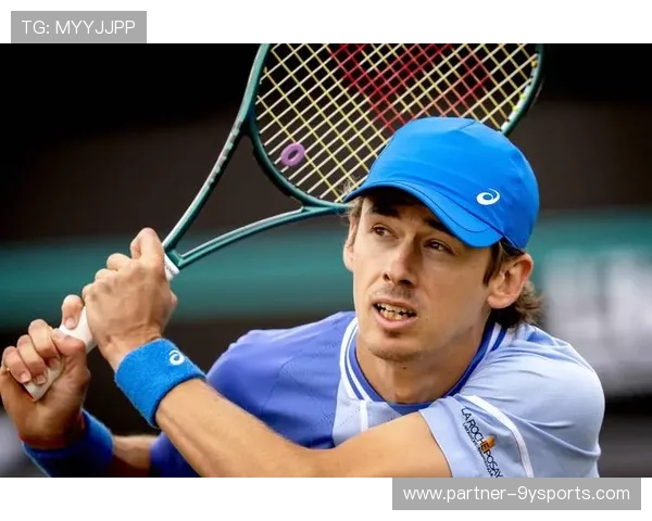 世界网球巡回赛最新动态与巨星对决引发全球球迷热议焦点解析